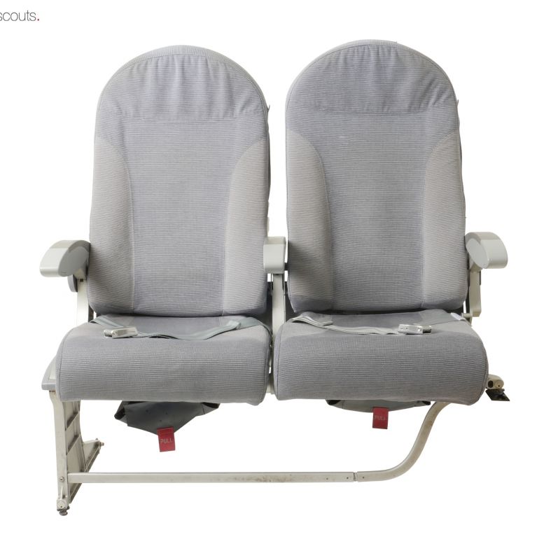 o250672_aircraft-seats_embraer-e-jet-family-e170-e175-e190-e195_safran_4112-and-4124-series-main o250672_aircraft-seats_embraer-e-jet-family-e170-e175-e190-e195_safran_4112-and-4124-series-main