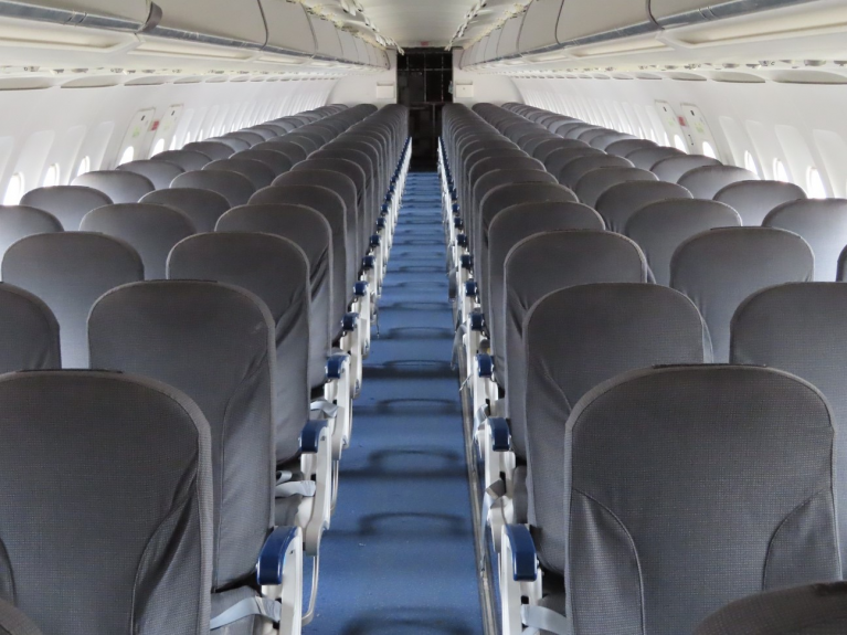 o230593_aircraft-seats_airbus-a320-family_zodiac-aerospace_dragonfly-3104-series-main