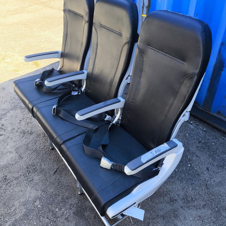 o250678_aircraft-seats_boeing-737-family_recaro_3530ay51-main o250678_aircraft-seats_boeing-737-family_recaro_3530ay51-main